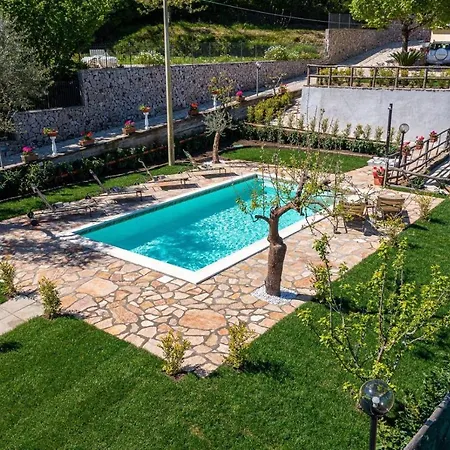 Il Tiglio - De Vivo Realty * Massa Lubrense
